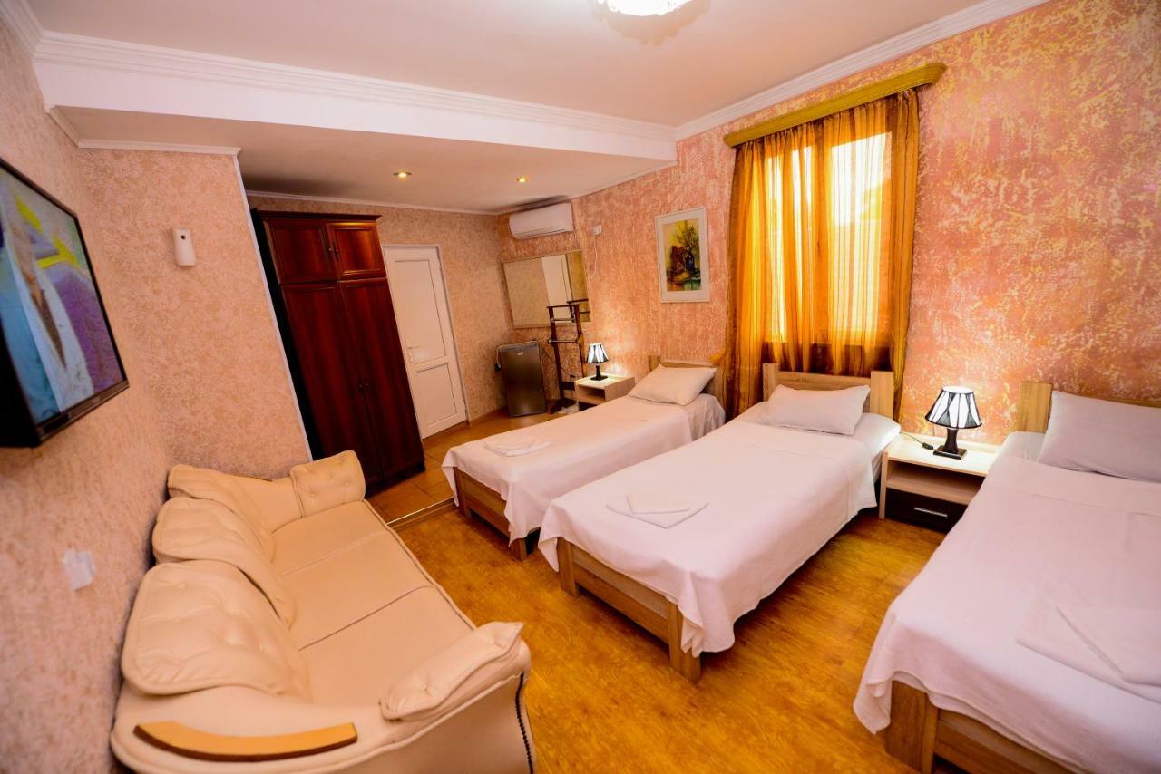 Hotel Mkudro คูทายสิ ภายนอก รูปภาพ